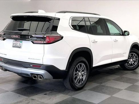 Used 2026 GMC Acadia Elevation w/ LPO, Floor Liner Package AWD/4WD image 13
