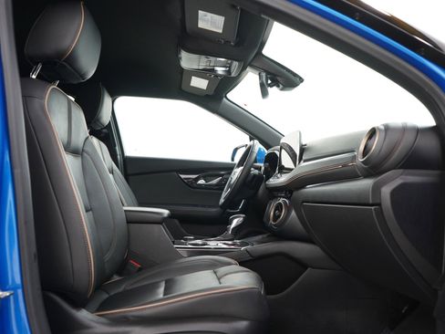 Used 2024 Chevrolet Blazer Premier AWD/4WD image 11