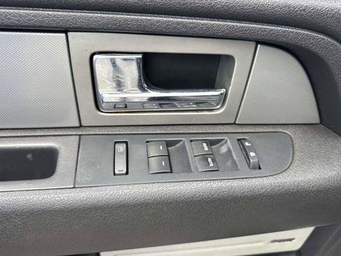 Used 2011 Ford F150 Lariat Limited AWD/4WD image 18