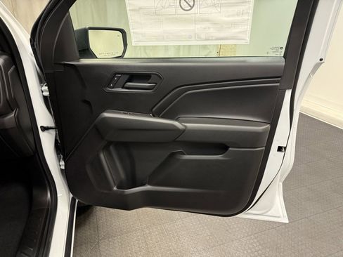 New 2026 Chevrolet Colorado W/T image 16