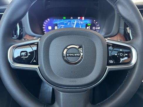 Certified 2024 Volvo XC60 T8 Ultimate w/ Protection Package Premier AWD/4WD image 26