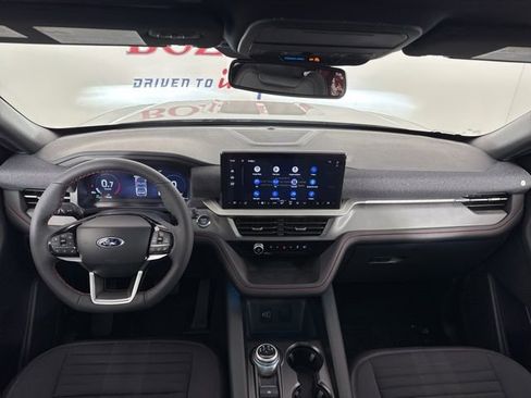 New 2026 Ford Explorer ST-Line w/ ST-Line Street Pack image 9