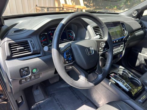 Used 2021 Honda Passport Elite image 13