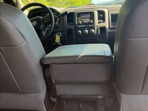 Used 2017 RAM 2500 Tradesman w/ Chrome Appearance Group image 24