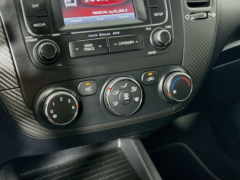 Used 2015 Kia Forte EX w/ UVO Package W/17" Alloys FWD image 18