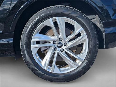 Used 2023 Audi Q7 2.0T Premium Plus w/ Premium Plus Package AWD/4WD image 29
