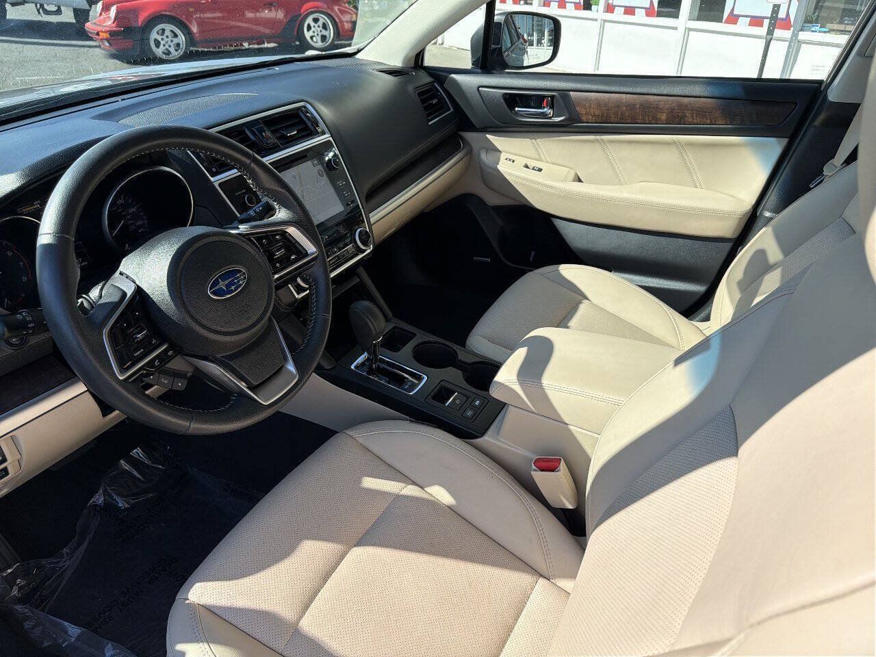 Used 2018 Subaru Outback 2.5i Limited AWD/4WD image 31