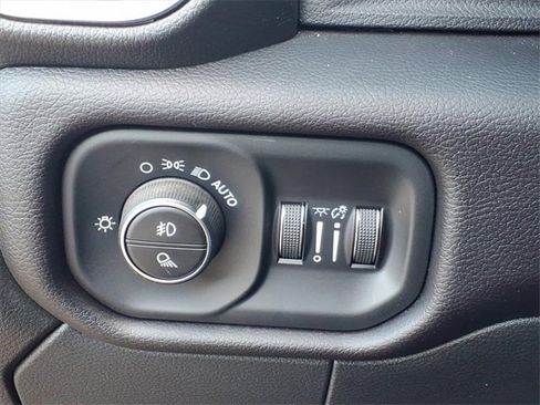 Used 2023 RAM 2500 Laramie w/ Night Edition image 22