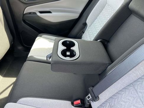 Used 2023 Chevrolet Equinox LS w/ Driver Confidence II Package image 13