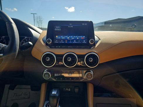 Used 2024 Nissan Sentra SV w/ SV Premium Package image 21