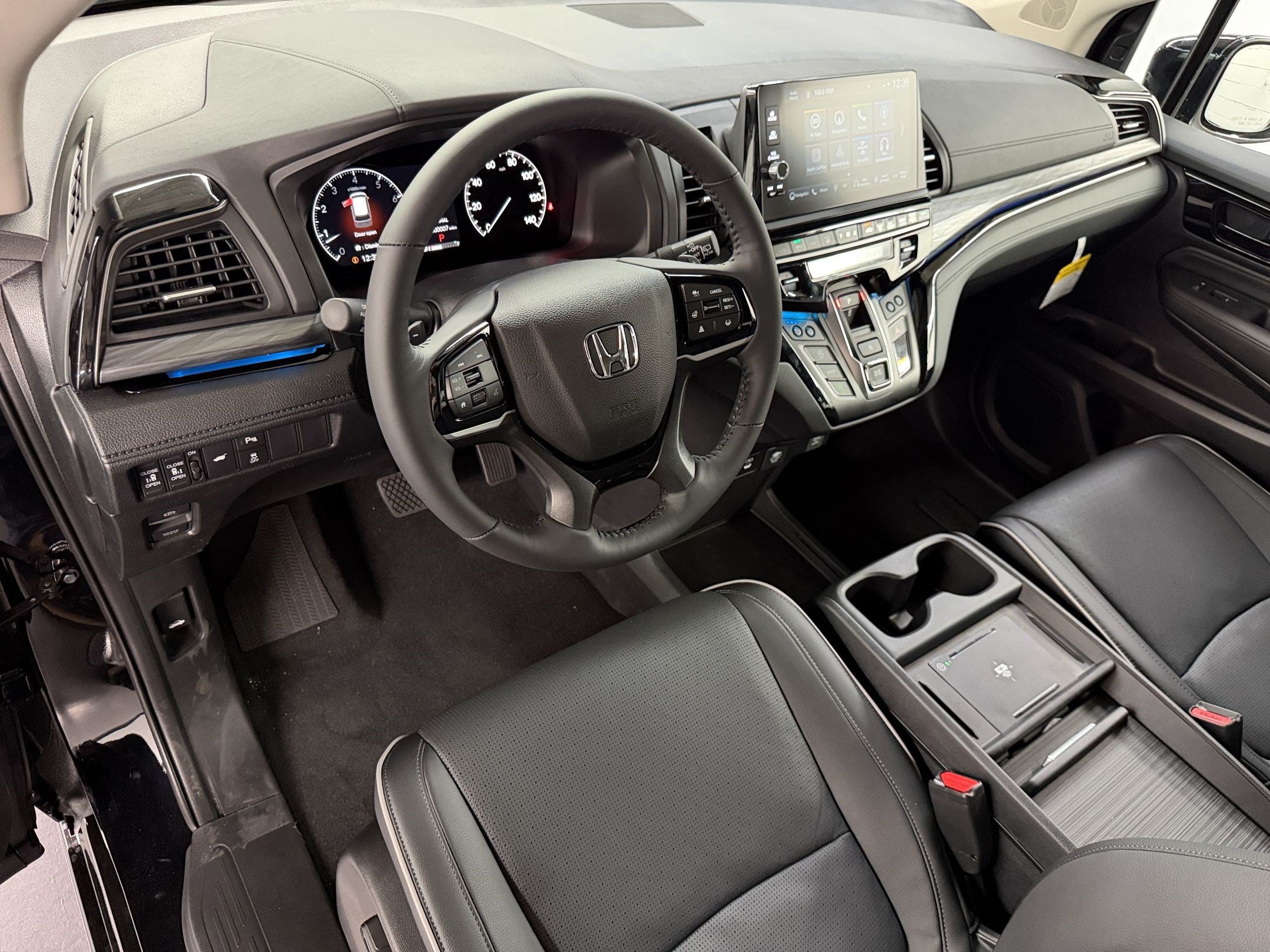 New 2027 Honda Odyssey Elite image 4