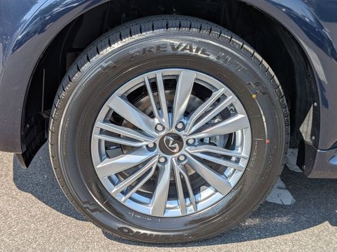 Used 2024 INFINITI QX80 Luxe AWD/4WD image 10