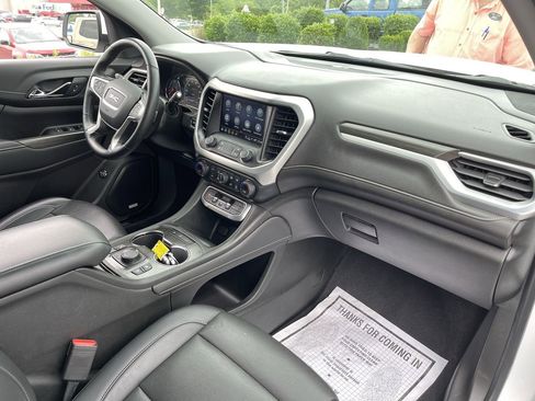 Used 2023 GMC Acadia SLT w/ Technology Package FWD image 29