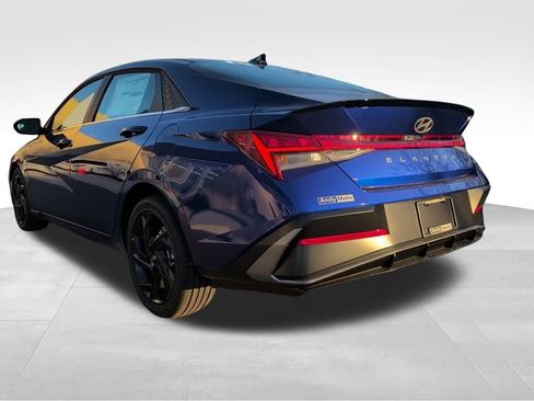 New 2026 Hyundai Elantra SEL Sport image 5