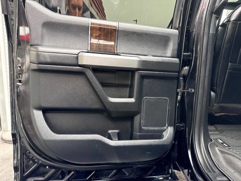 Used 2017 Ford F350 Platinum w/ Platinum Ultimate Package image 40