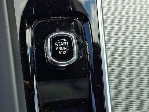 Certified 2024 Volvo S60 B5 Plus w/ Climate Package AWD/4WD image 27