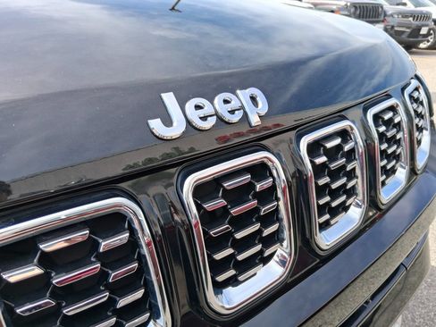 Certified 2024 Jeep Compass Limited AWD/4WD image 4