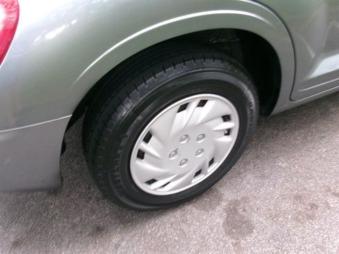 Used 2009 Chrysler PT Cruiser FWD image 28