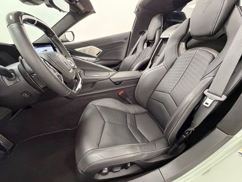 Used 2024 Chevrolet Corvette Z06 RWD image 33