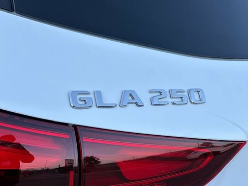 Used 2025 Mercedes-Benz GLA 250 GLA 250 4D Sport Utility image 35