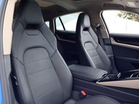 Certified 2024 Porsche Panamera image 24