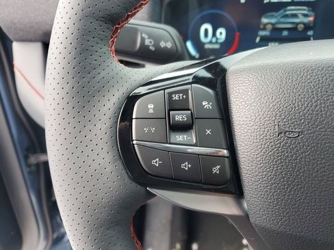 New 2026 Ford Explorer ST-Line w/ ST-Line Street Pack image 16