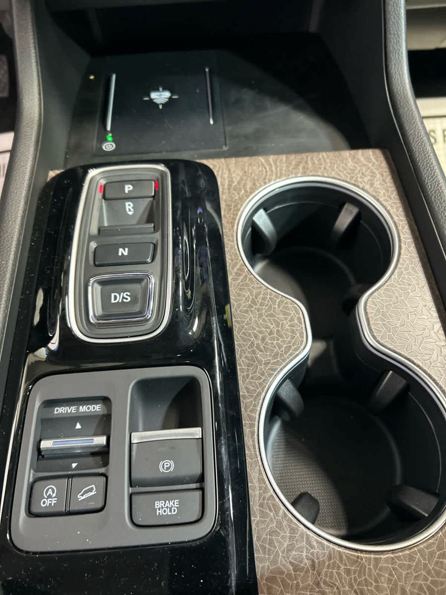 New 2026 Honda Pilot Elite image 9