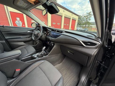 Used 2021 Buick Encore GX Preferred w/ Cold Weather Comfort Package AWD/4WD image 34