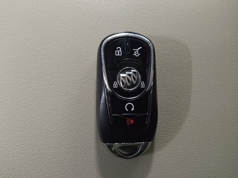 Used 2019 Buick Enclave Essence w/ LPO, Cargo Package image 32