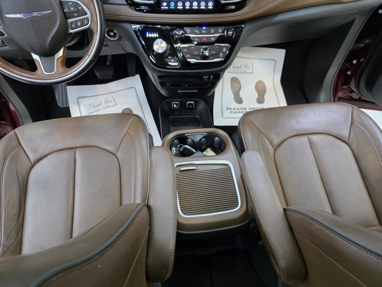 Used 2020 Chrysler Pacifica Limited w/ Advanced Safetytec Group FWD image 30