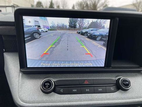 Used 2022 Ford Maverick XLT image 44