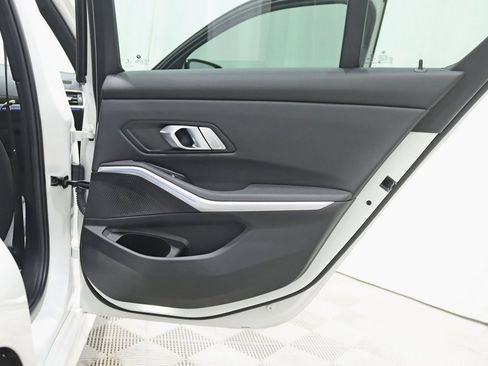 Used 2021 BMW 330i xDrive Sedan w/ M Sport Package image 38