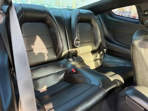 Used 2017 Ford Mustang GT Premium w/ Equipment Group 401A image 18