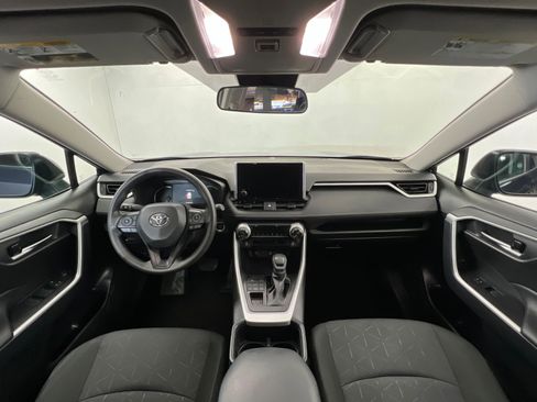 Certified 2025 Toyota RAV4 XLE AWD/4WD image 10