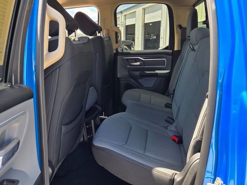 Used 2020 RAM 1500 Big Horn AWD/4WD image 11