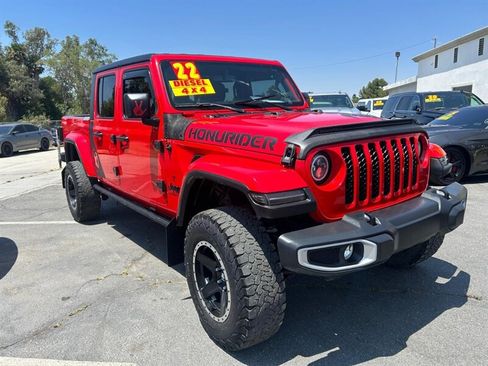 Used 2022 Jeep Gladiator Sport AWD/4WD image 2