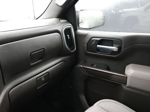 Used 2021 Chevrolet Silverado 1500 RST w/ Texas Edition Plus AWD/4WD image 9