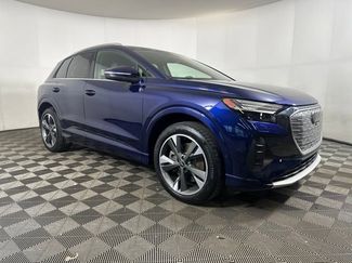 Used 2022 Audi Q4 e-tron Prestige video 2
