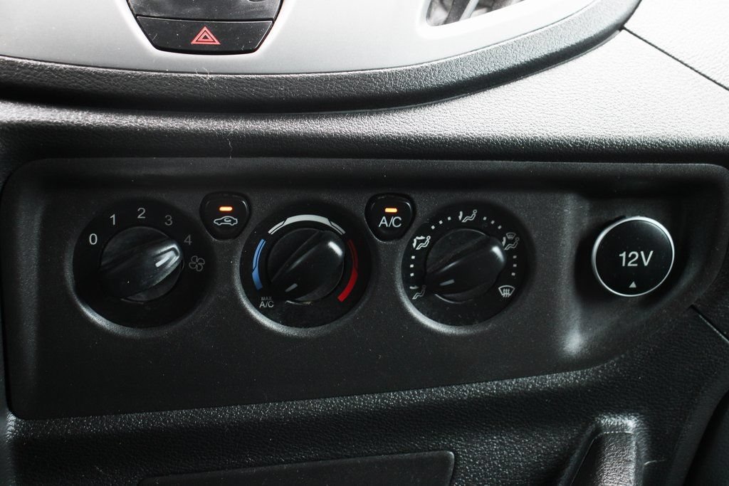Used 2019 Ford Transit 350 XLT RWD image 36