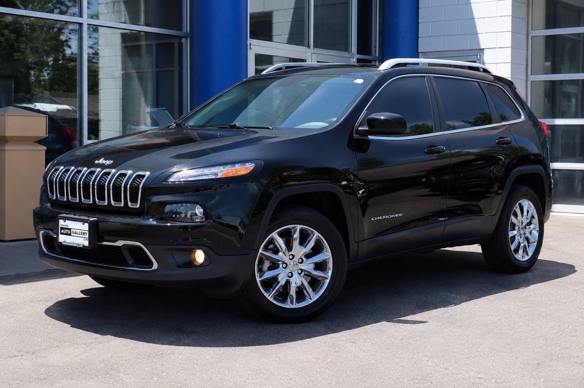 Used 2014 Jeep Cherokee Limited w/ Luxury Group AWD/4WD image 1
