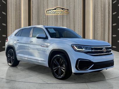 Used 2021 Volkswagen Atlas Cross Sport SE w/ Panoramic Sunroof Package