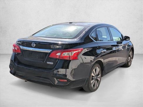 Used 2019 Nissan Sentra SV w/ Special Edition Package FWD image 5