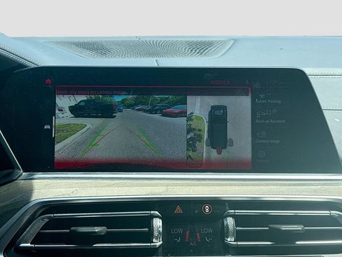 Used 2019 BMW X7 xDrive50i w/ Dynamic Handling Package AWD/4WD image 15