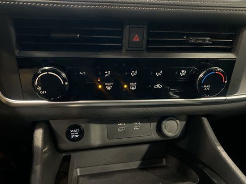 Certified 2024 Nissan Rogue S image 54