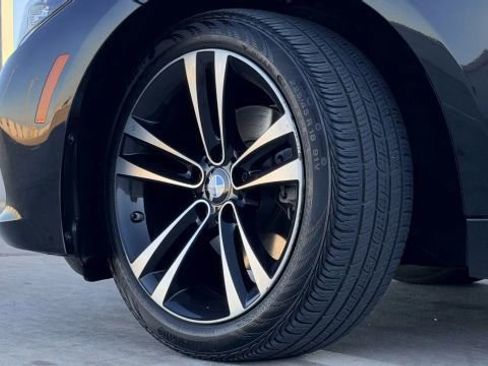 Used 2018 BMW 330i xDrive Sedan w/ Convenience Package image 53