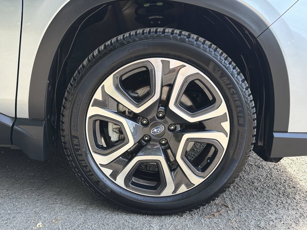 Used 2023 Subaru Ascent Limited AWD/4WD image 13