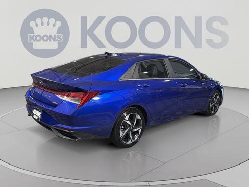 Used 2023 Hyundai Elantra Limited FWD image 7
