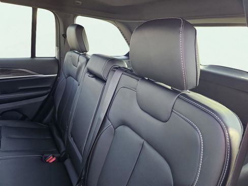 New 2026 Jeep Grand Cherokee Limited image 31