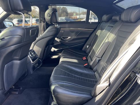Certified 2019 Mercedes-Benz S 560 4MATIC Sedan image 32