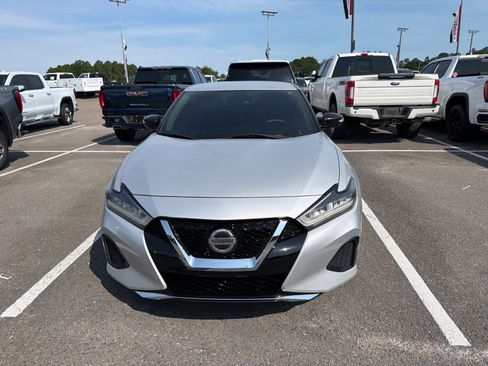 Used 2021 Nissan Maxima 3.5 SV w/ Floor Mat Group FWD image 2